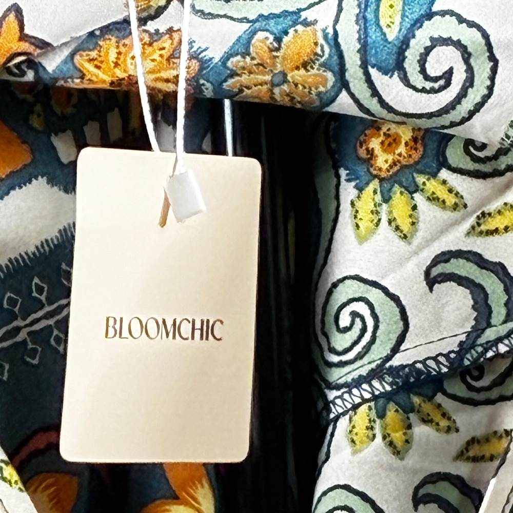 Bloomchic Boho Paisley Floral Lace Up Tunic Top Plus Size 28 NWT Multicolor Folk - Picture 8 of 16
